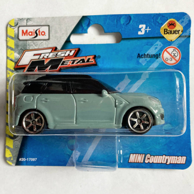 MINI COUNTRYMAN MAISTO PASTEL GREY 1:64