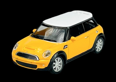 WELLY NEX MINI COOPER S YELLOW SCALE MODEL CAR AUTO 1:43 9CM.