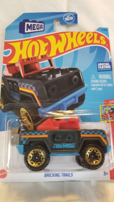 HOT WHEELS BRICKING TRAILS  7/250 1:64 BLUE HW BRICK RIDES 1/5