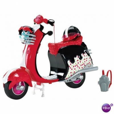 Mattel Scooter Ghoulia Monster High Zombi (2011)